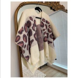 Kenzie Leopard Shimmer Wrap